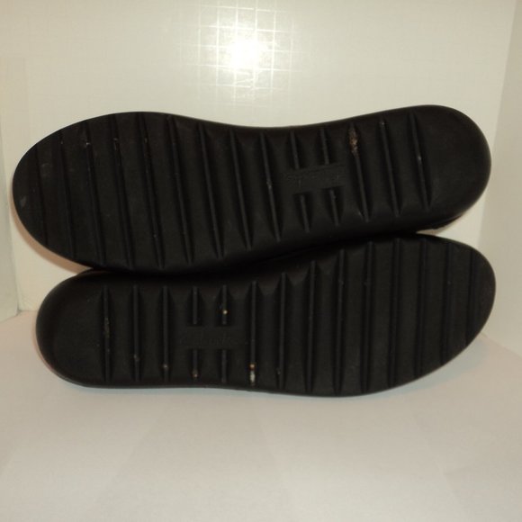 Clarks Women's Size 11 Shoes Loafers Black Suede Slip On - Picture 9 of 10